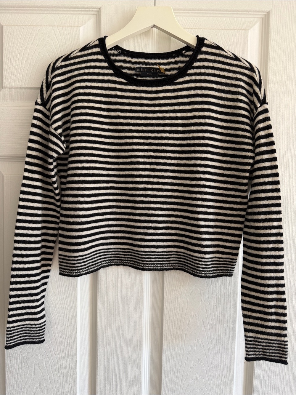 Alice + Olivia Black & White Striped Cropped Knit Top